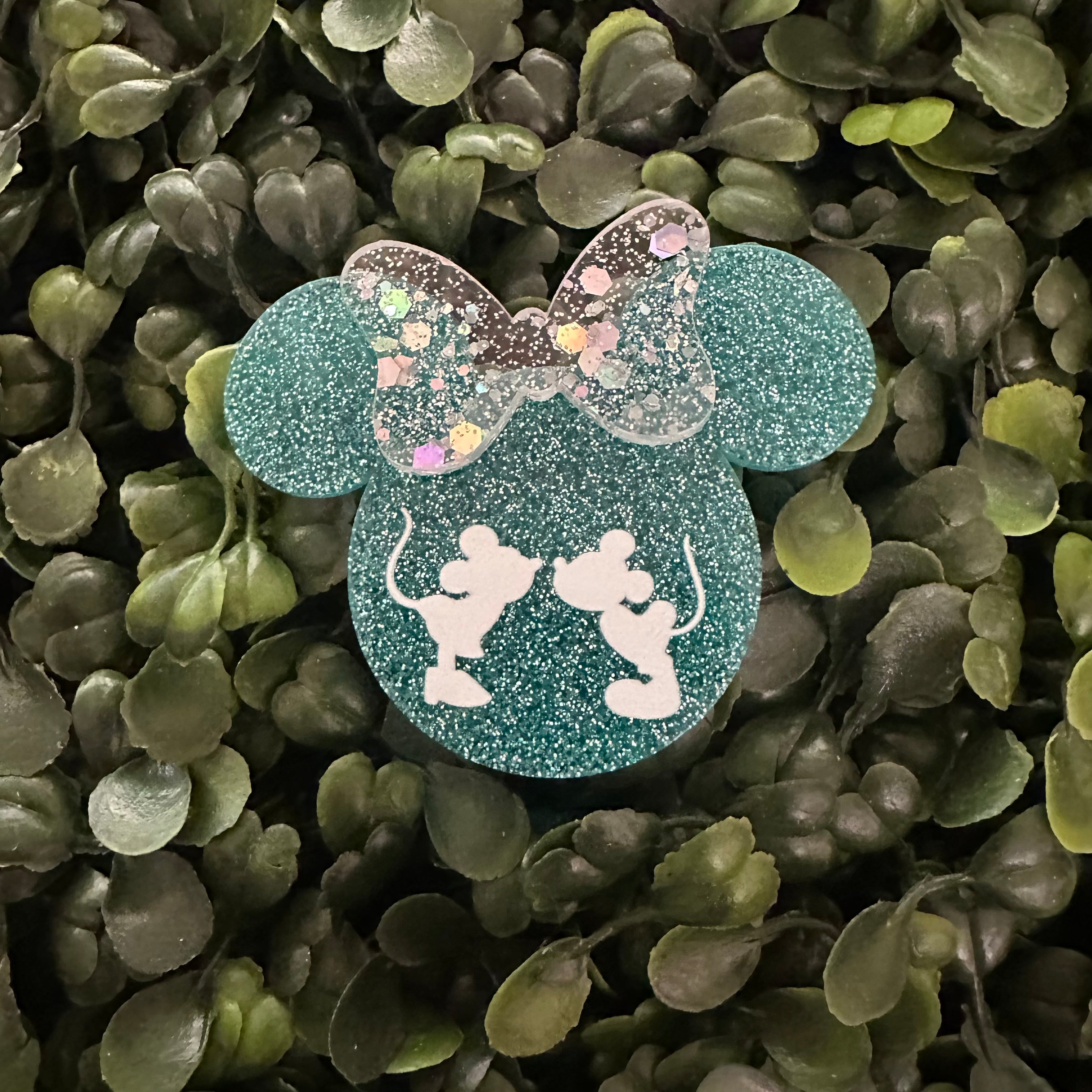 ✨ Glitter Mouse-Head Badge Reels ✨