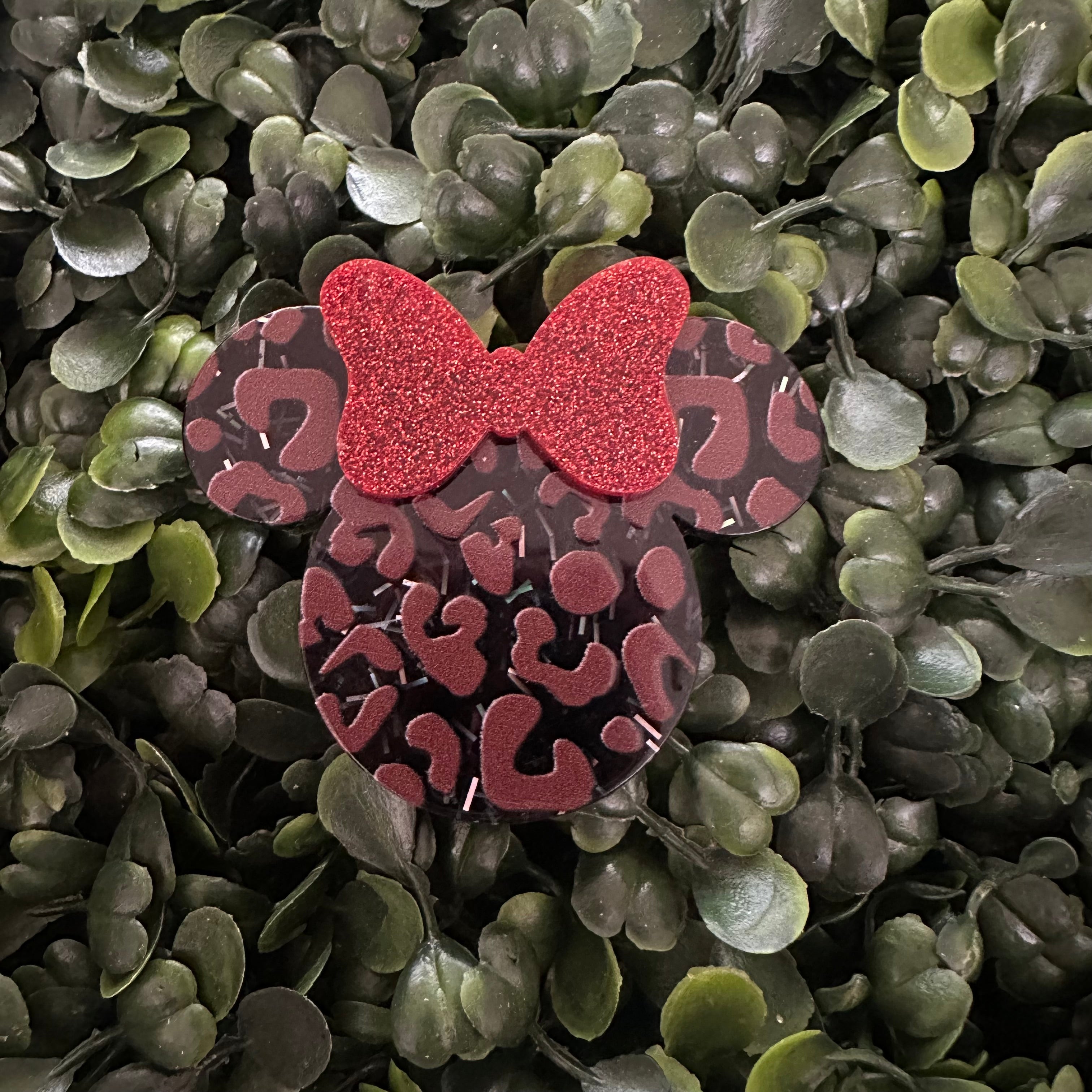 ✨ Glitter Mouse-Head Badge Reels ✨